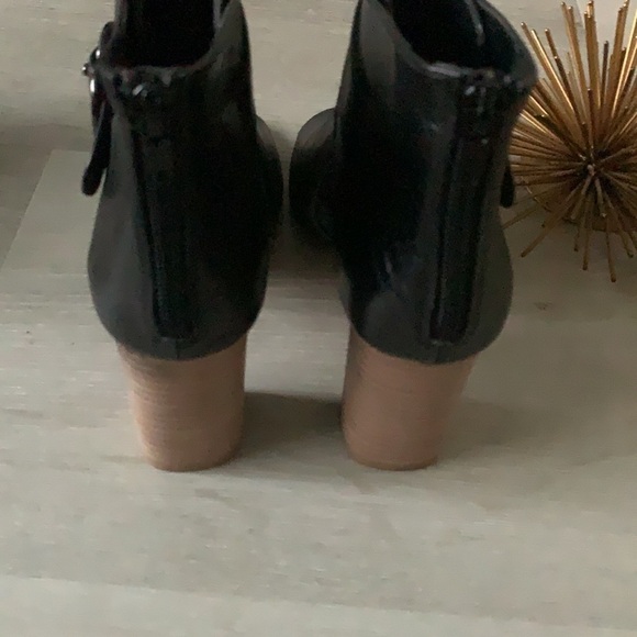 Vaneli black booties heels open toe black buckle - Picture 4 of 7